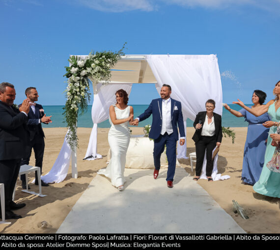 Location: Sottacqua Cerimonie -Termoli | Fotografo: Paolo Lafratta | Fiori: Florart di Vassallotti Gabriella | Abito da Sposo: Atelier Fabio Gritti | Abito da sposa: Atelier Diemme Sposi| Musica: Elegantia Events