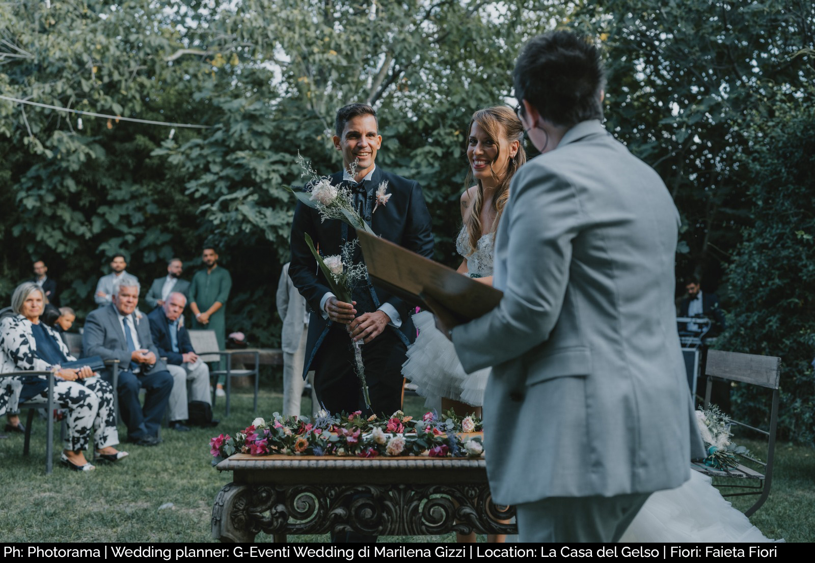 Ph: Photorama | Wedding planner: G-Eventi Wedding di Marilena Gizzi | Location: La Casa del Gelso | Fiori: Faieta Fiori